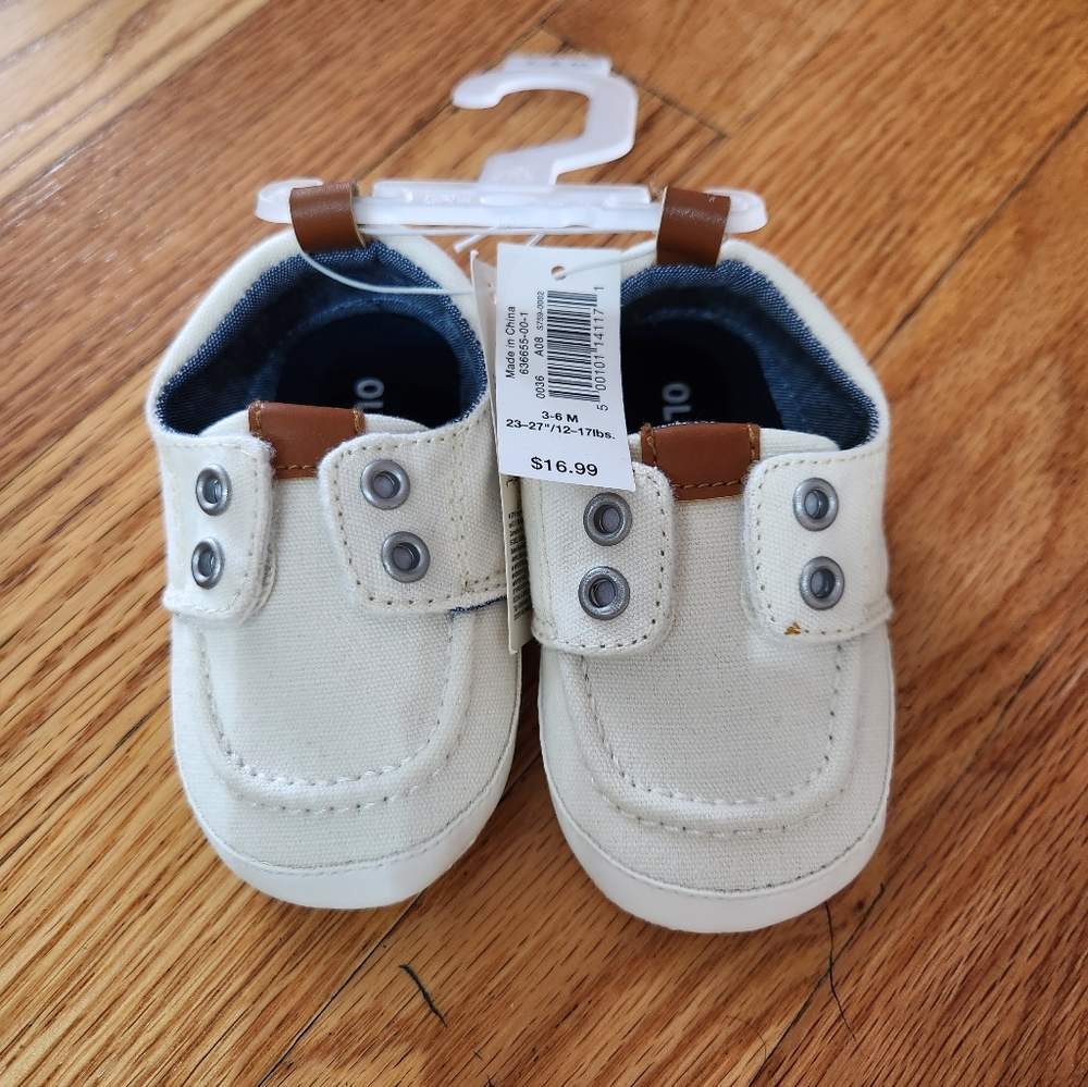 Old Navy White and Brown Baby Shoes 3-6m